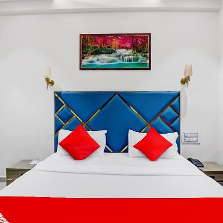 Hotel O Shree Palace Utran Ngoại thất bức ảnh