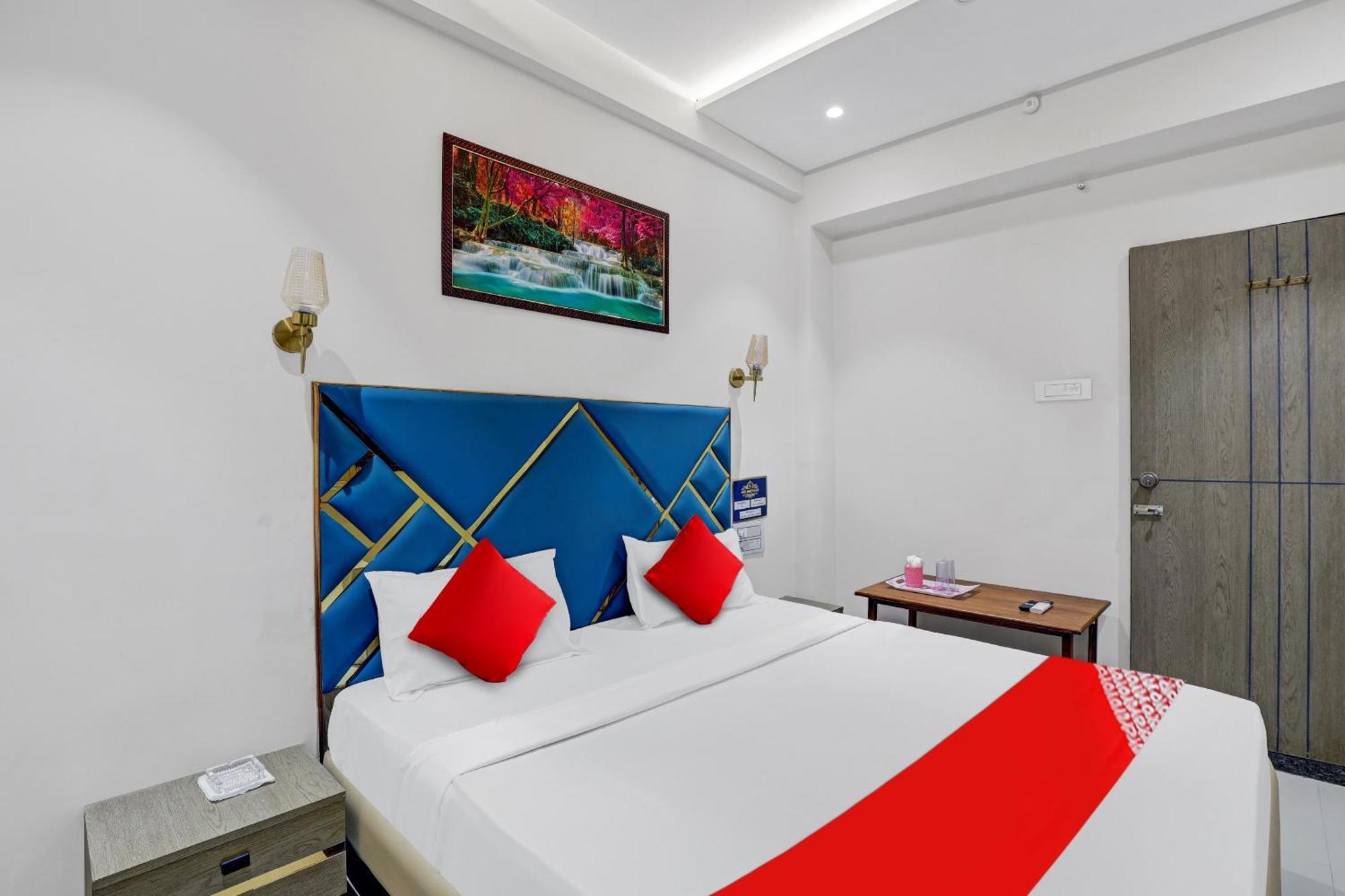 Hotel O Shree Palace Utran Ngoại thất bức ảnh